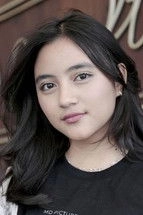Ảnh diễn viên Nayla D. Purnama